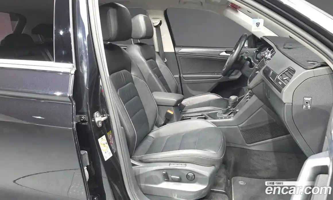 Volkswagen Tiguan 2020 2.0 гидро в Москве № 2060712, фото 17