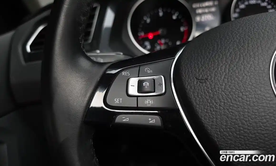 Volkswagen Tiguan 2020 2.0 гидро в Москве № 2060712, фото 39
