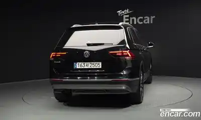 Volkswagen Tiguan 2020 2.0 гидро в Москве № 2060712, миниатюра 4