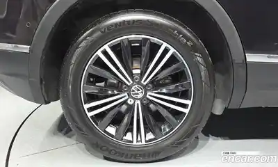 Volkswagen Tiguan 2020 2.0 гидро в Москве № 2060712, миниатюра 5