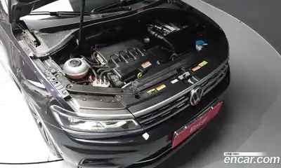 Volkswagen Tiguan 2020 2.0 гидро в Москве № 2060712, миниатюра 6