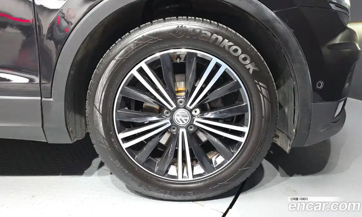 Volkswagen Tiguan 2020 2.0 гидро в Москве № 2060712, фото 7