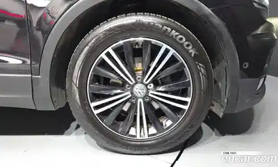Volkswagen Tiguan 2020 2.0 гидро в Москве № 2060712, миниатюра 7