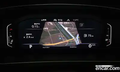 Volkswagen Tiguan 2024 2.0 гидро в Москве № 2061037, миниатюра 9
