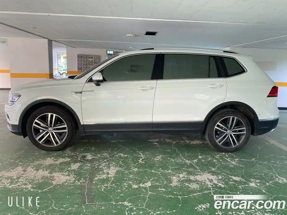 Volkswagen Tiguan 2018 2.0 гидро в Москве № 2061110, фото 3