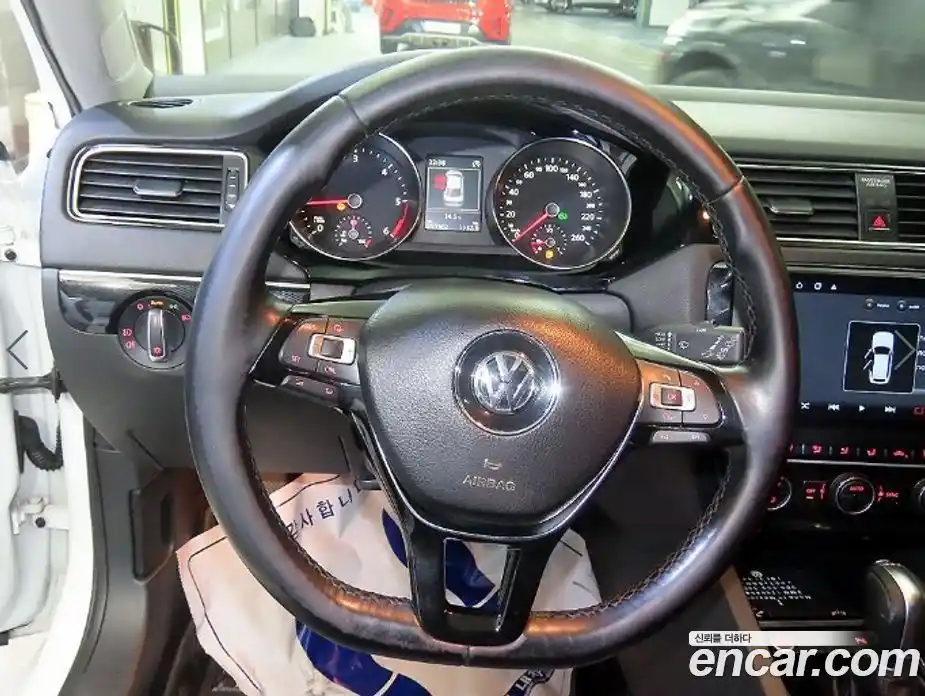 Volkswagen Jetta 2014 2.0 гидро в Москве № 2061170, фото 8