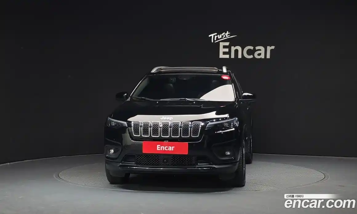 Jeep Cherokee 2019 2.4 гидро в Москве № 2061681, фото 3