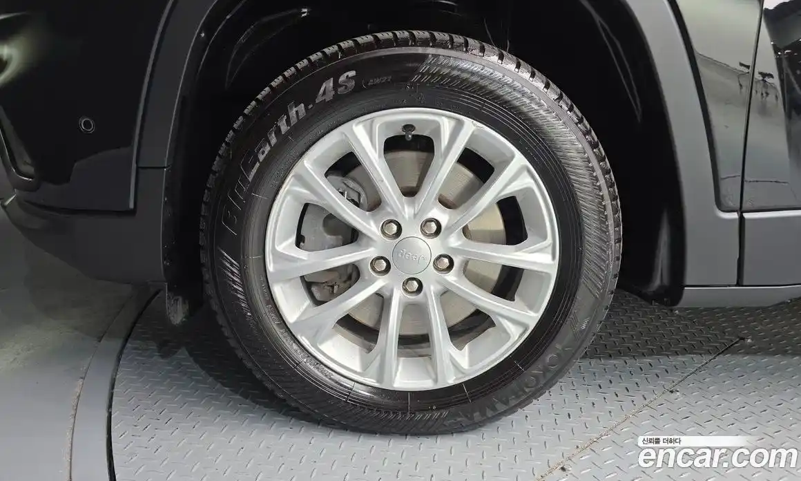 Jeep Cherokee 2019 2.4 гидро в Москве № 2061681, фото 5
