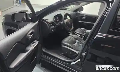 Jeep Cherokee 2019 2.4 гидро в Москве № 2061681, миниатюра 10