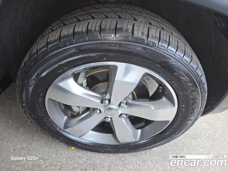 Jeep Cherokee 2015 3.6 гидро в Москве № 2061853, фото 19