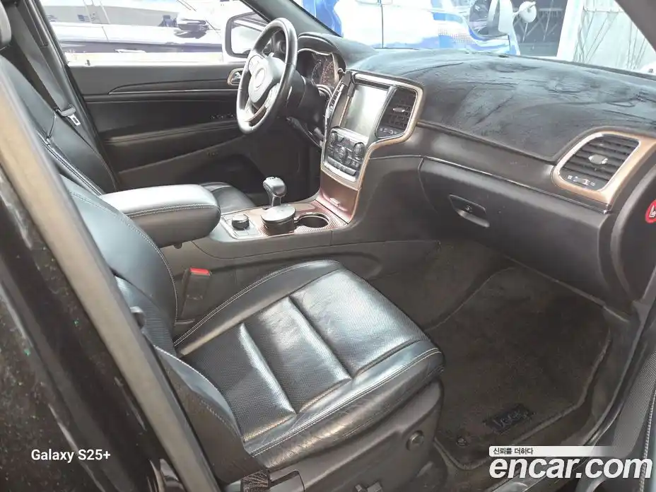 Jeep Cherokee 2015 3.6 гидро в Москве № 2061853, фото 10