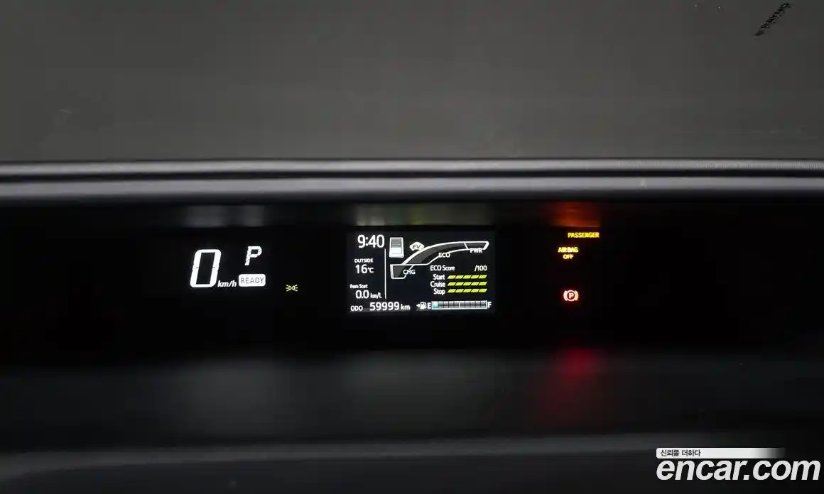 Toyota Prius 2019 1.5 гидро в Москве № 2062020, фото 11