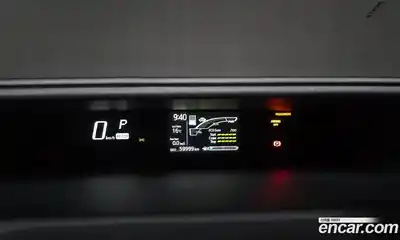 Toyota Prius 2019 1.5 гидро в Москве № 2062020, миниатюра 11