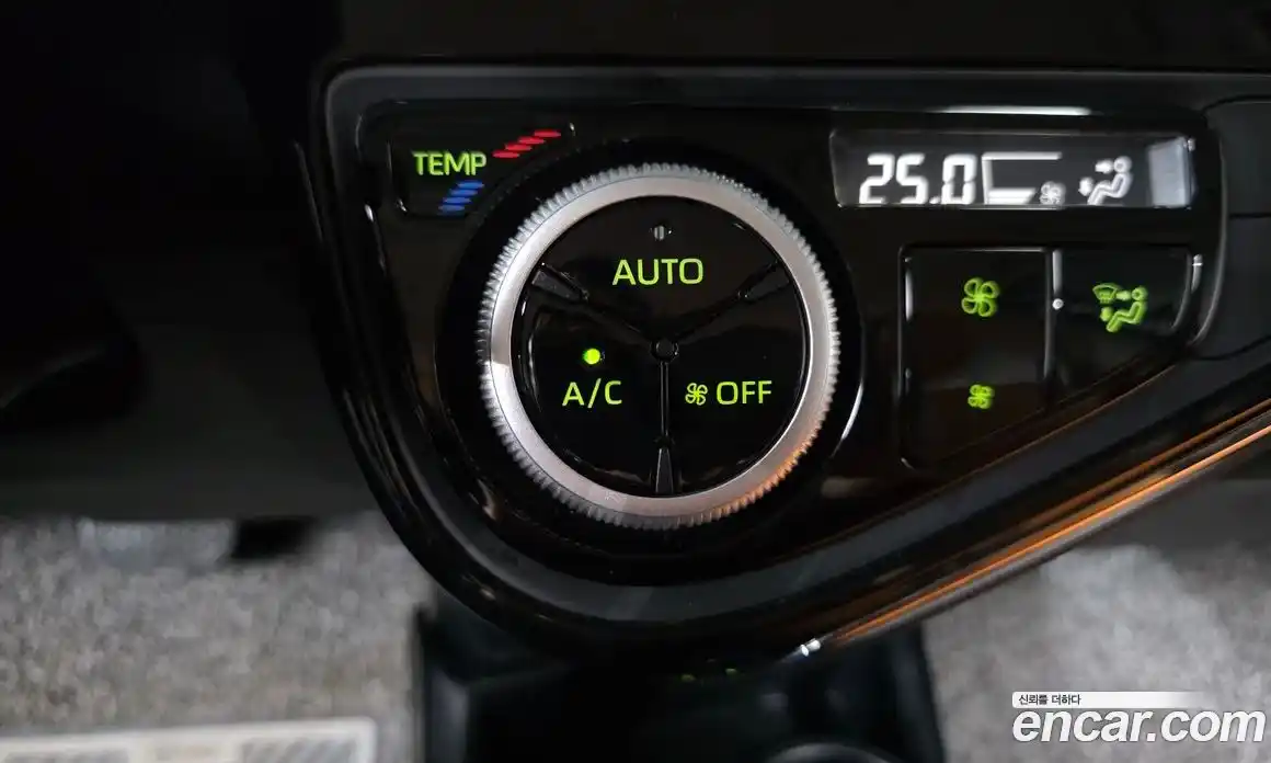 Toyota Prius 2019 1.5 гидро в Москве № 2062020, фото 27