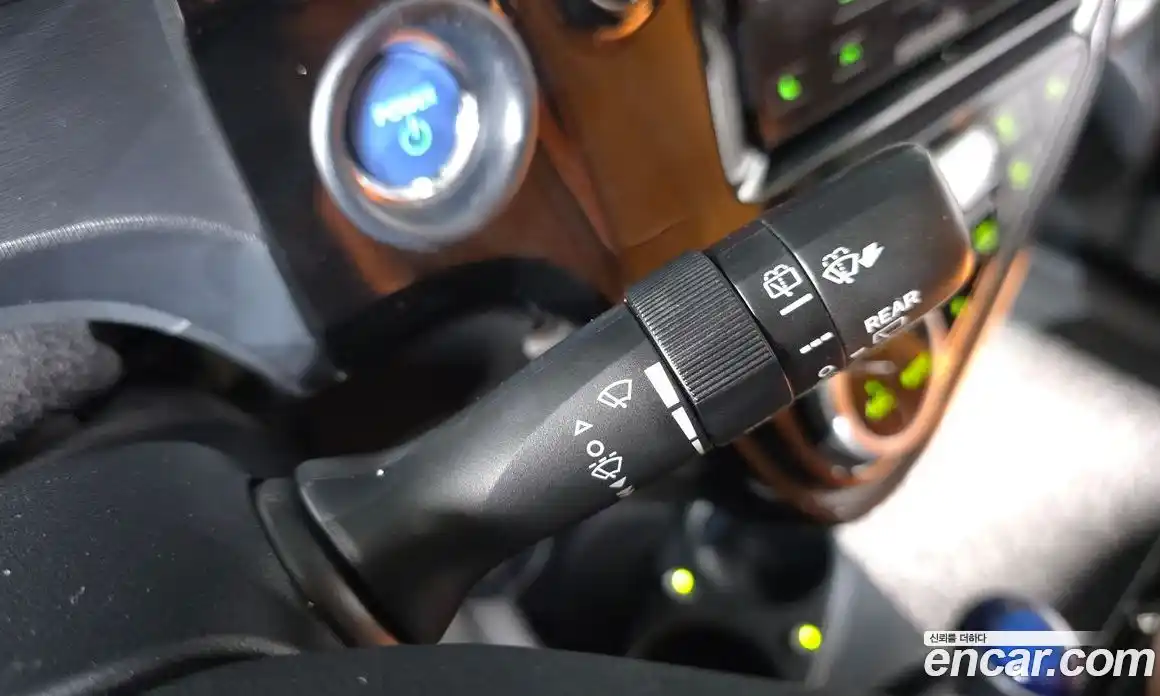 Toyota Prius 2019 1.5 гидро в Москве № 2062020, фото 28