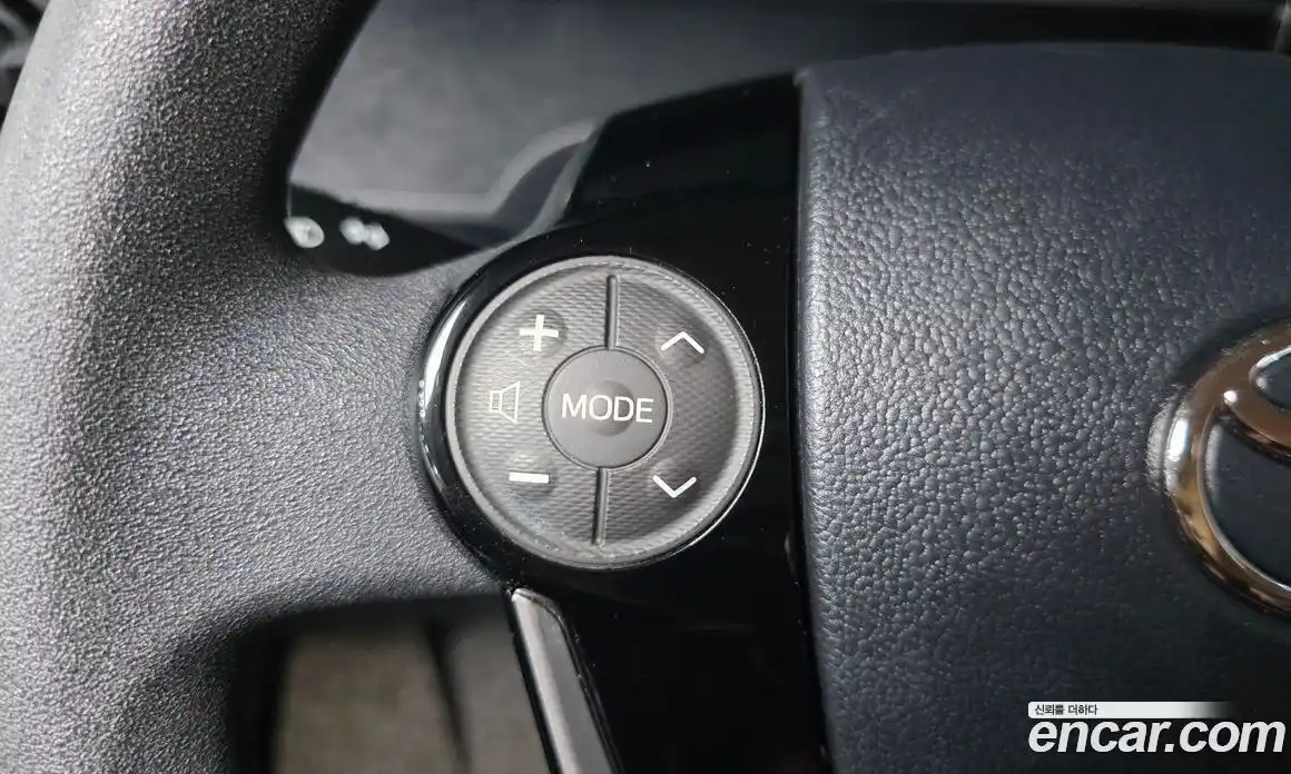 Toyota Prius 2019 1.5 гидро в Москве № 2062020, фото 32