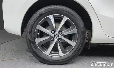 Toyota Prius 2019 1.5 гидро в Москве № 2062020, миниатюра 5
