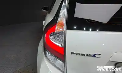 Toyota Prius 2019 1.5 гидро в Москве № 2062020, миниатюра 9
