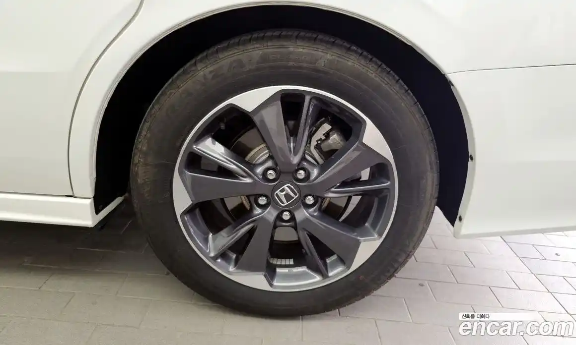 Honda Odyssey 2023 3.5 гидро в Москве № 2062456, фото 7