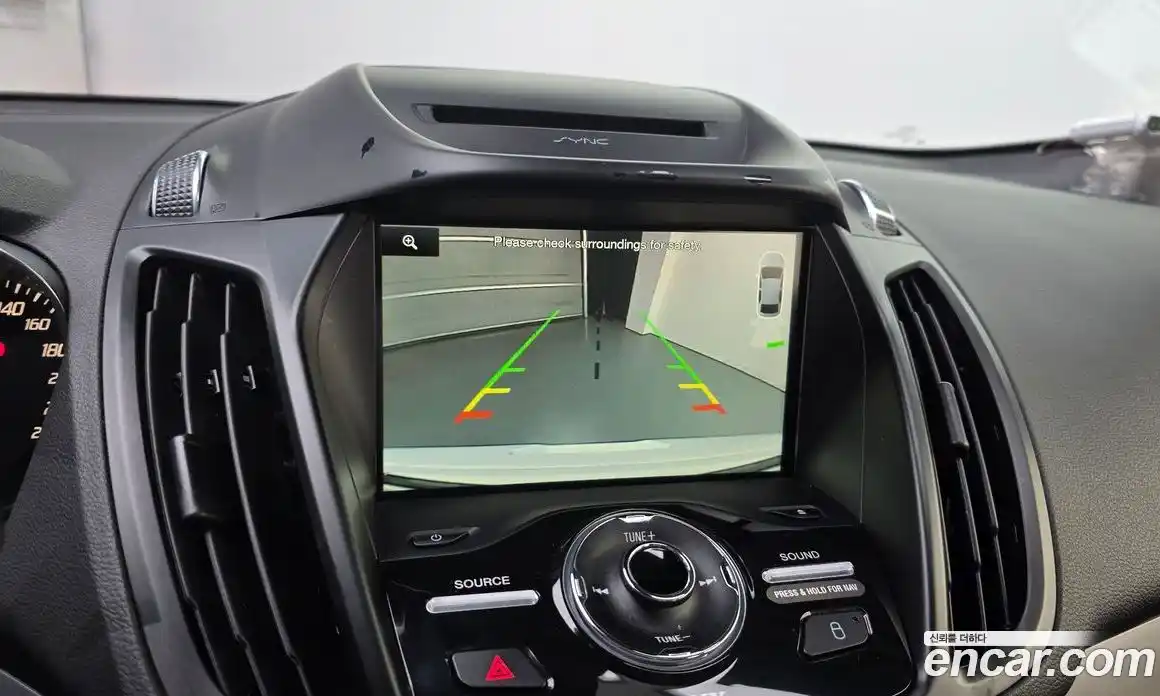 Ford Kuga 2016 2.0 гидро в Москве № 2063606, фото 15