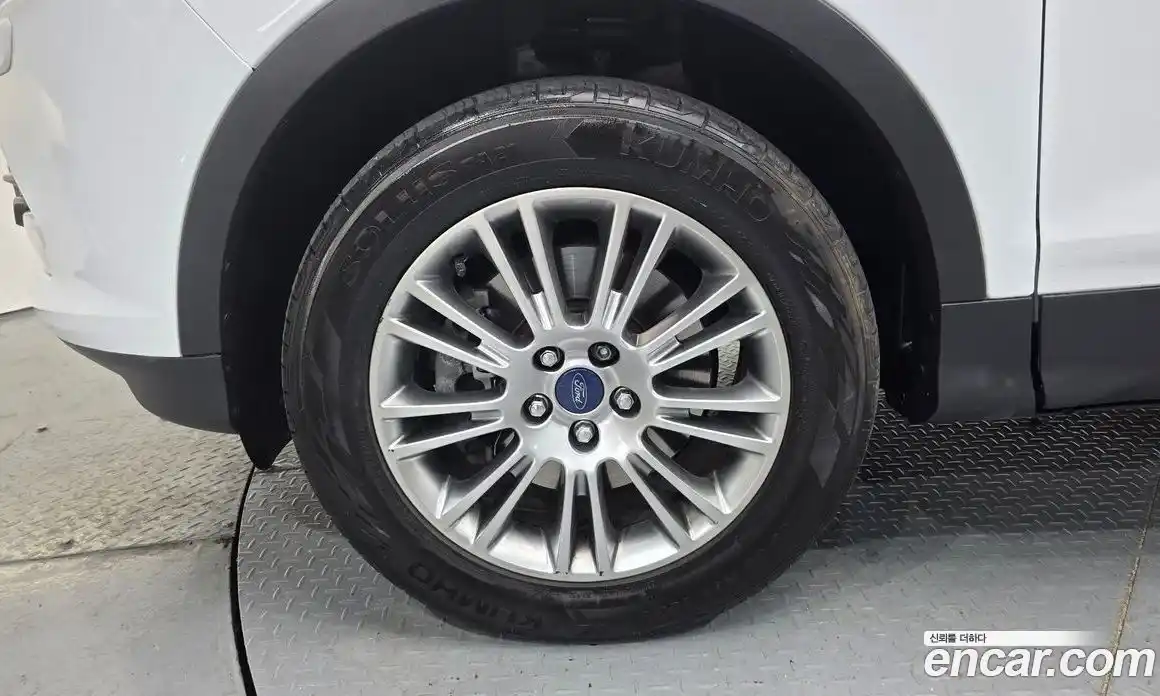 Ford Kuga 2016 2.0 гидро в Москве № 2063606, фото 5