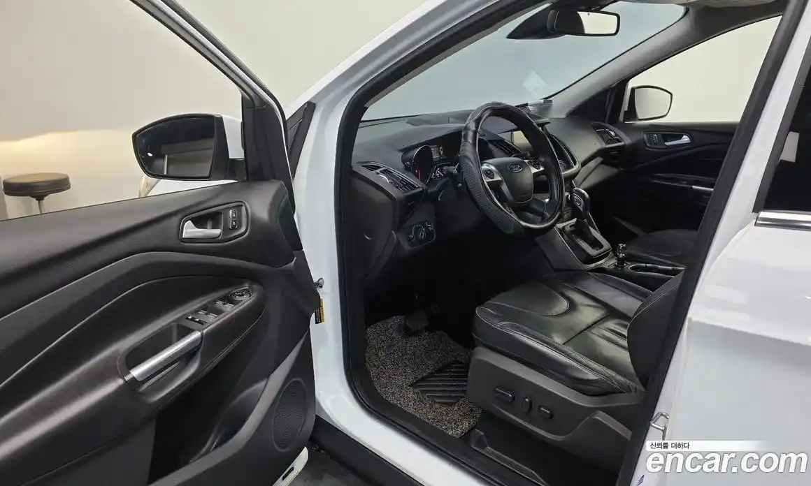 Ford Kuga 2016 2.0 гидро в Москве № 2063606, фото 10