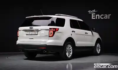 Ford Explorer 2015 2.0 гидро в Москве № 2063625, миниатюра 2