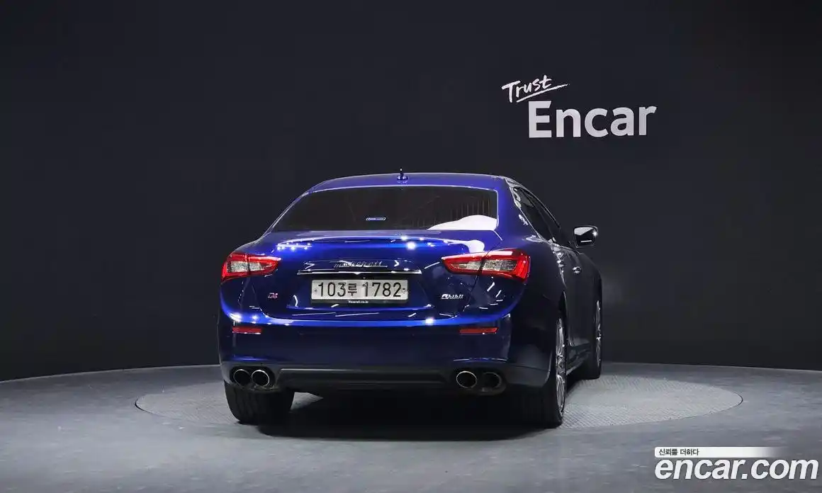 Maserati Ghibli 2016 3.0 гидро, фото 4