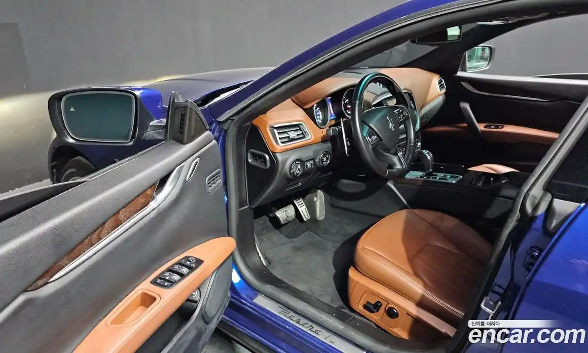 Maserati Ghibli 2016 3.0 гидро, фото 10