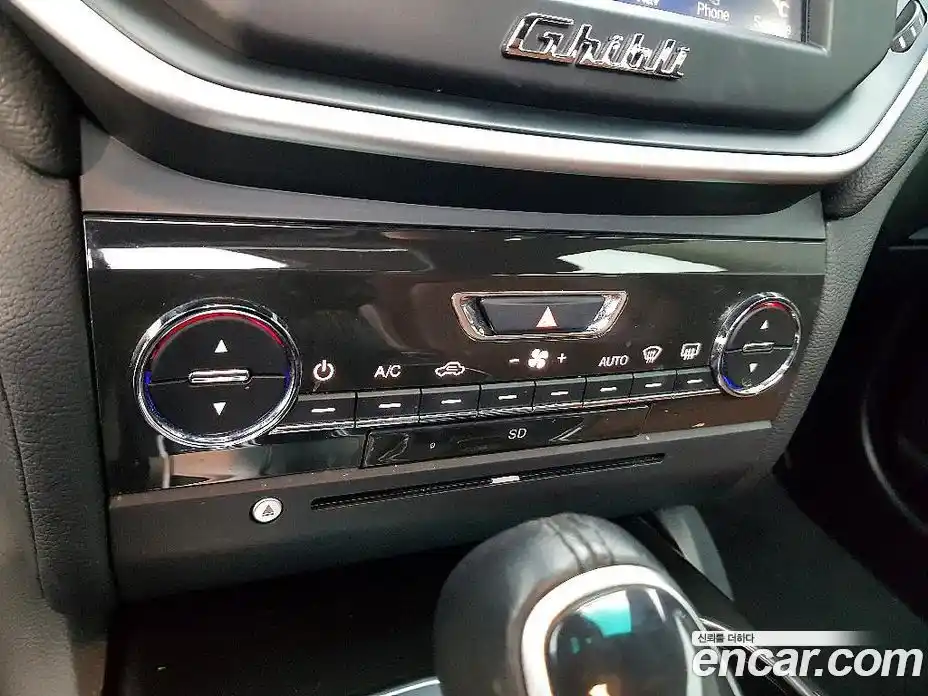 Maserati Ghibli 2014 3.0 гидро, фото 11