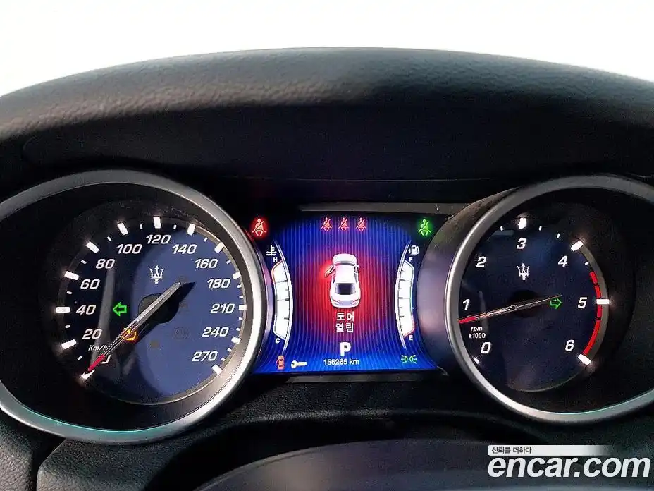 Maserati Ghibli 2014 3.0 гидро, фото 6