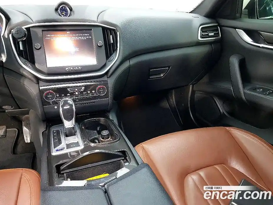 Maserati Ghibli 2014 3.0 гидро, фото 9