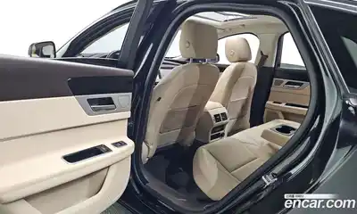 Jaguar XF 2018 2.0 гидро в Москве № 2064683, миниатюра 11
