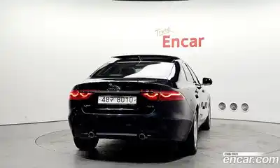 Jaguar XF 2018 2.0 гидро в Москве № 2064683, миниатюра 4