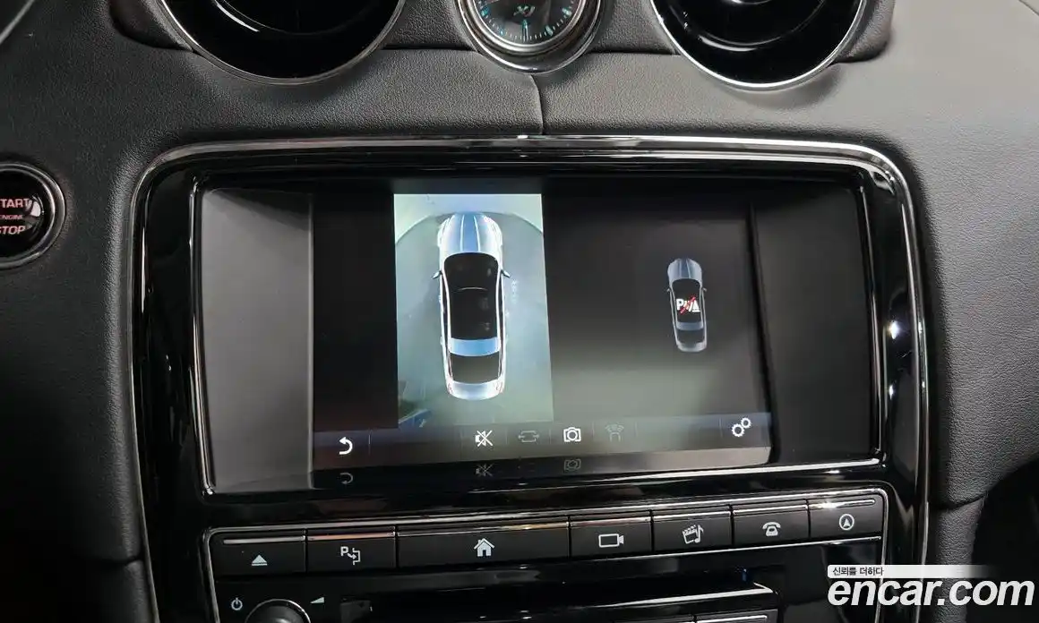 Jaguar XJ 2016 3.0 гидро в Москве № 2064717, фото 14