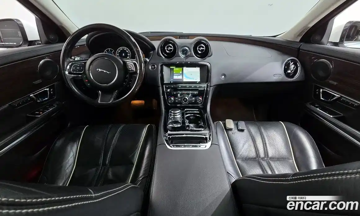 Jaguar XJ 2016 3.0 гидро в Москве № 2064717, фото 7
