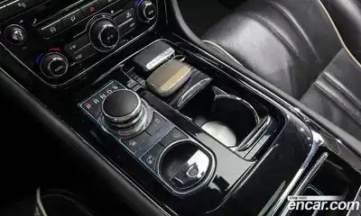 Jaguar XJ 2016 3.0 гидро в Москве № 2064717, миниатюра 9