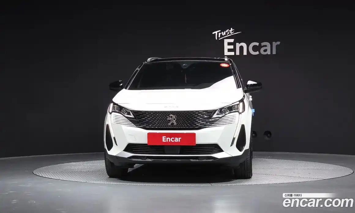 Peugeot 5008 2024 1.2 гидро в Москве, фото 3
