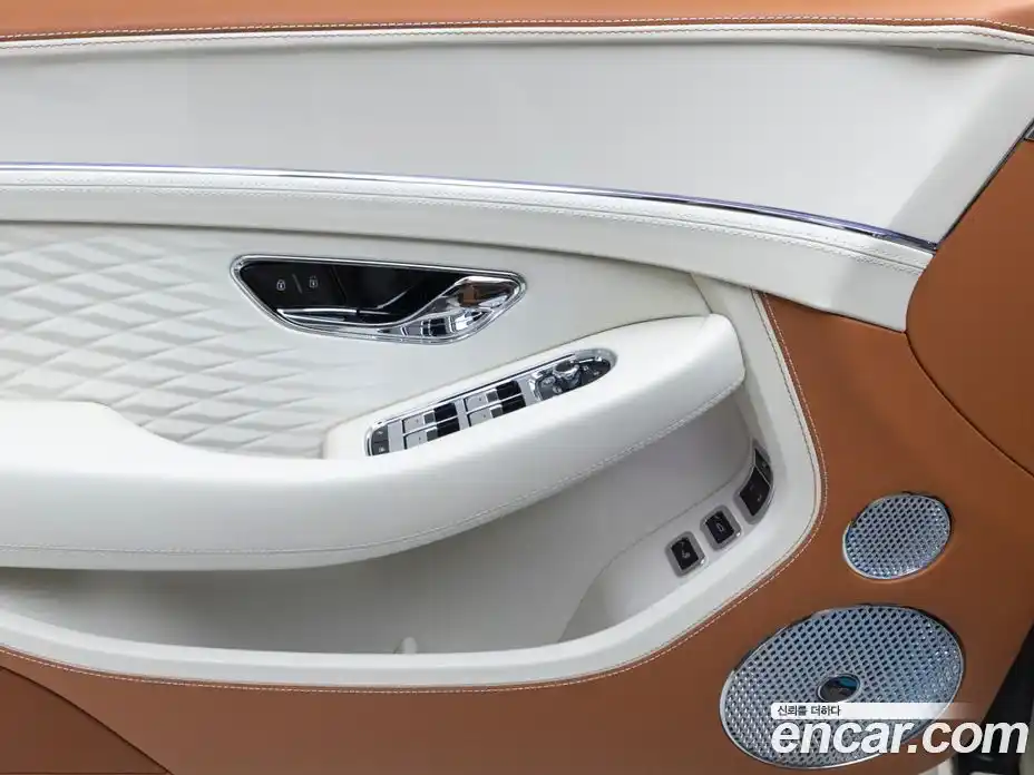 Bentley Continental 2025 4.0 гидро, фото 13