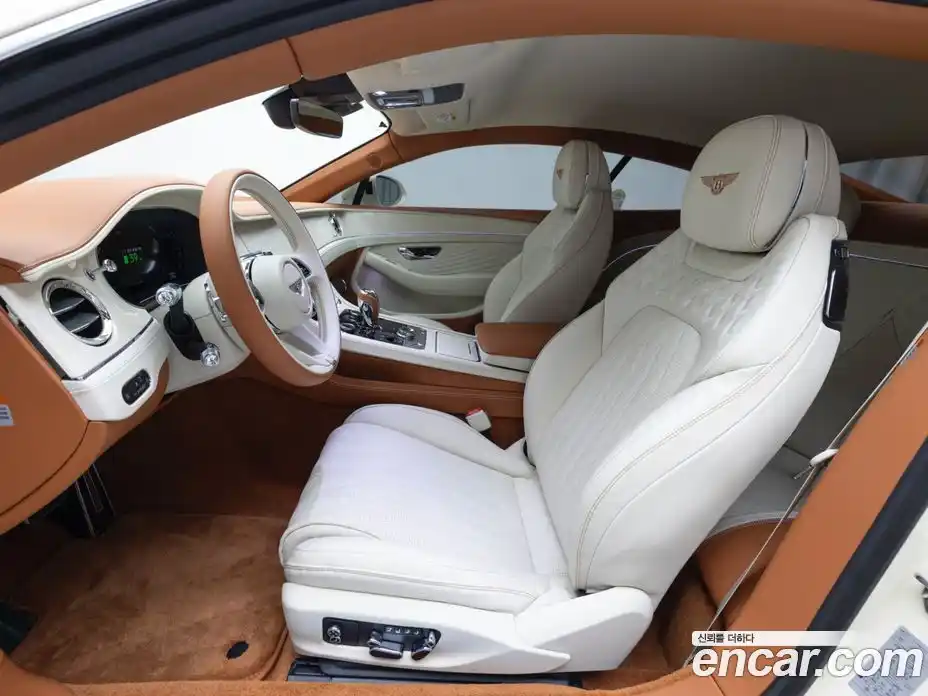 Bentley Continental 2025 4.0 гидро, фото 10