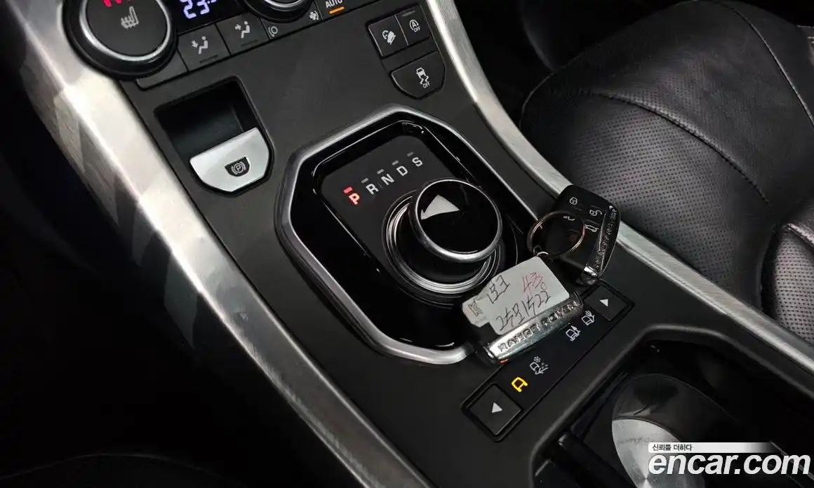 Land Rover Range-Rover Evoque 2018 2.0 гидро в Москве № 213487, фото 9