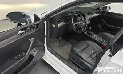 Volkswagen Arteon 2019 2.0 гидро в Москве № 215225, миниатюра 11