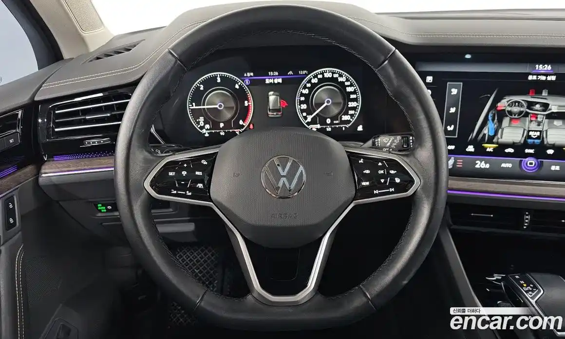 Volkswagen Touareg 2023 3.0 гидро в Москве № 215260, фото 13