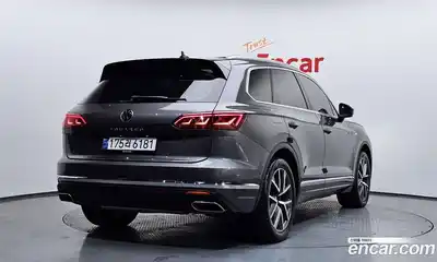 Volkswagen Touareg 2023 3.0 гидро в Москве № 215260, миниатюра 2