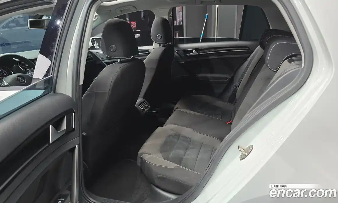 Volkswagen Golf 2015 2.0 гидро в Москве № 232241, фото 13