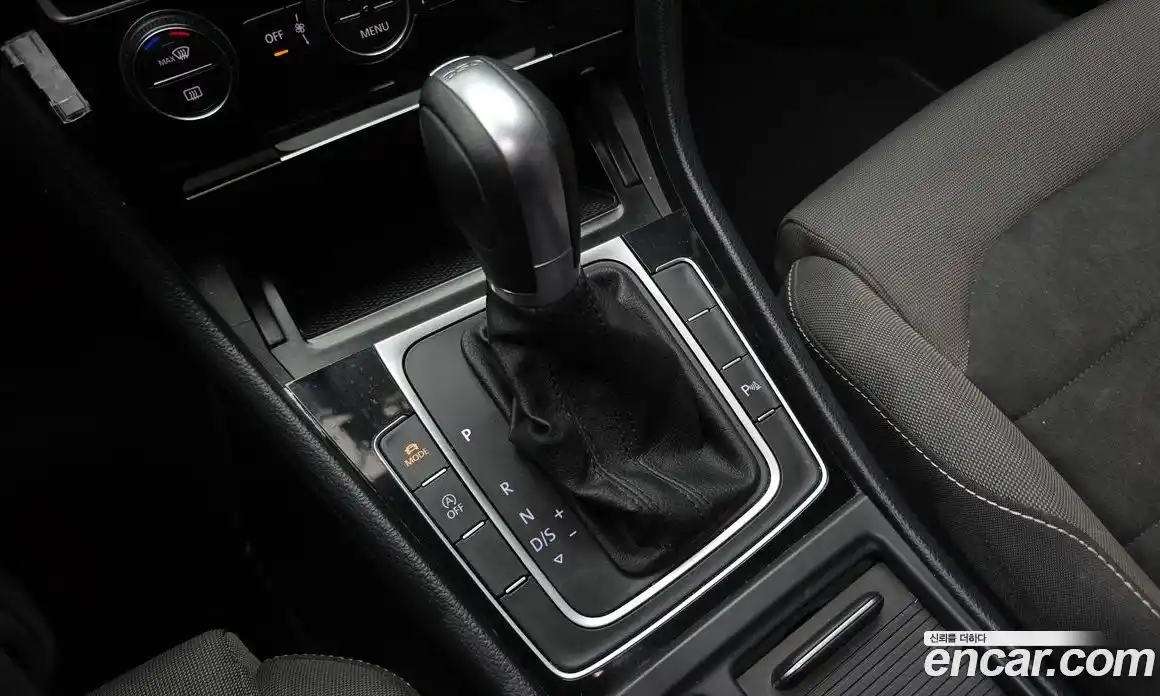 Volkswagen Golf 2015 2.0 гидро в Москве № 232241, фото 9