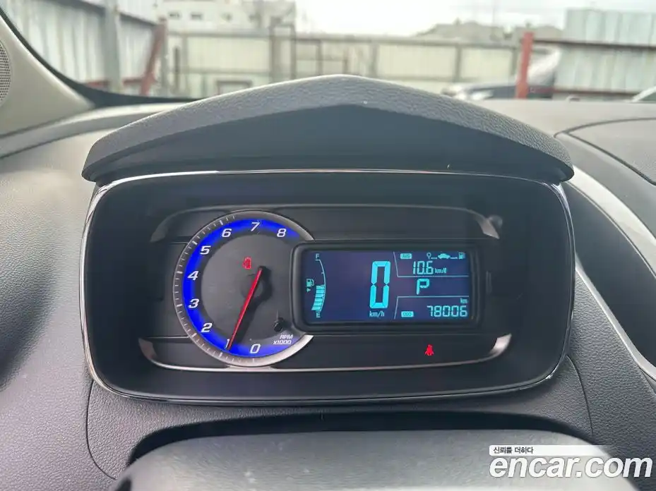 Chevrolet Trax 2013 1.4 гидро в Москве № 38161, фото 13