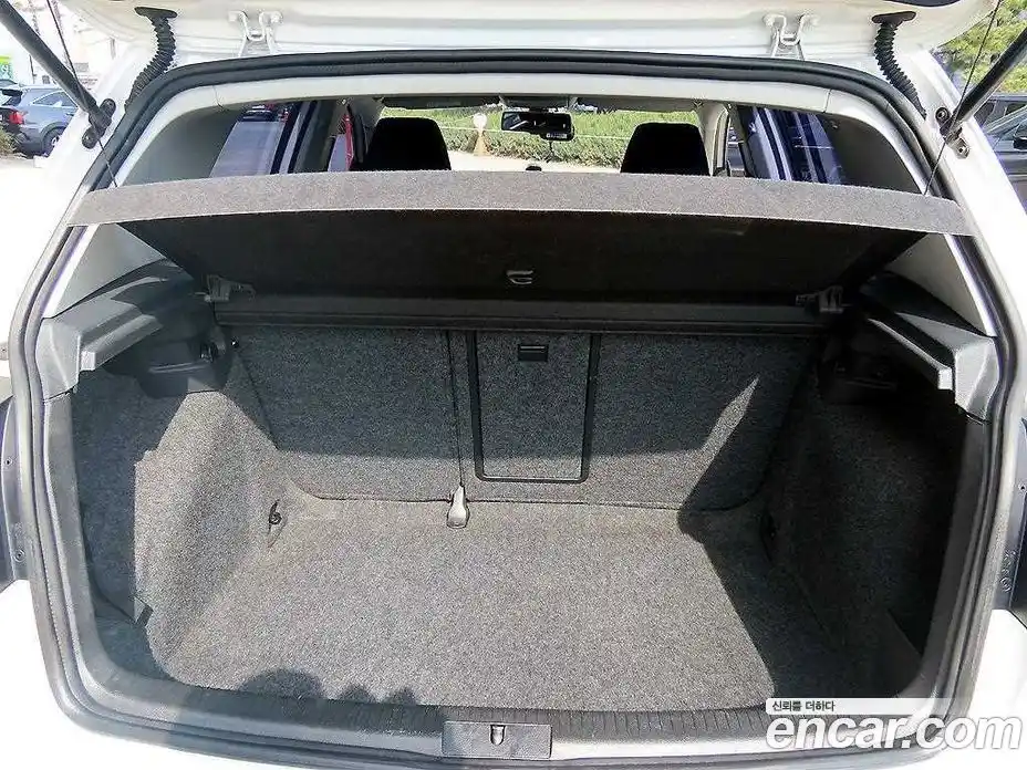Volkswagen Golf 2012 1.6 гидро в Москве № 534502, фото 17