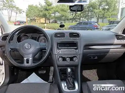 Volkswagen Golf 2012 1.6 гидро в Москве № 534502, миниатюра 7