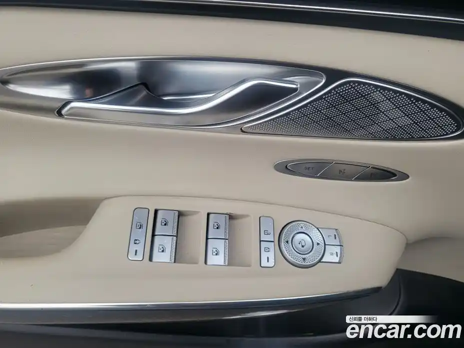 Genesis GV70 2021 2.5 гидро в Москве № 85522, фото 13